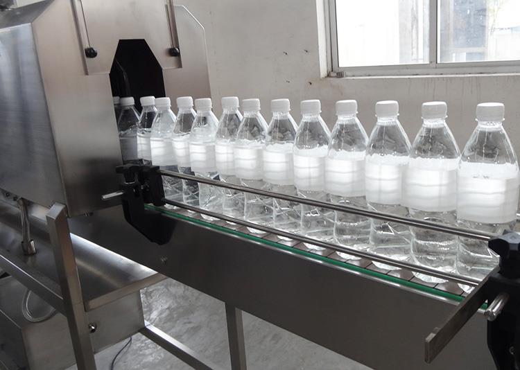 Automatische PVC krimpkoker fles etiketteermachine